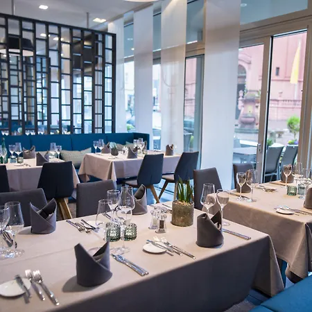 Platzhirsch Hotel 4*