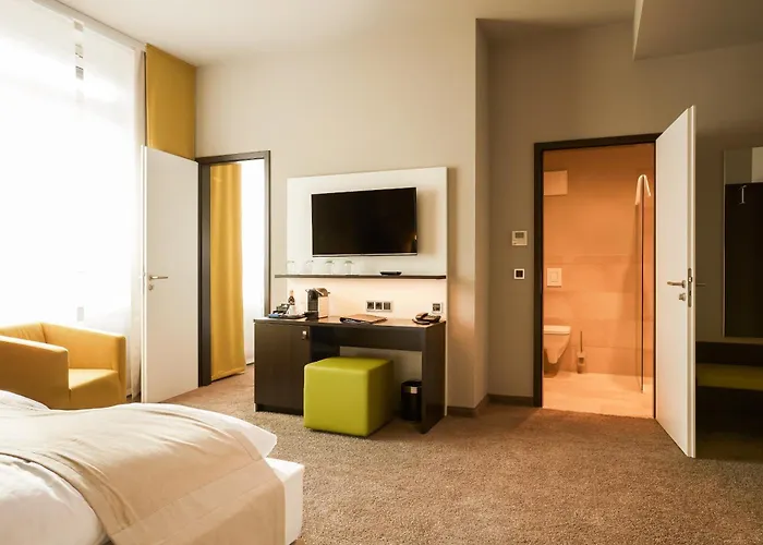 Platzhirsch Hotel 4*